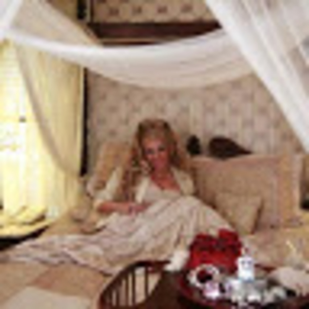 Meet your Posher, Gina